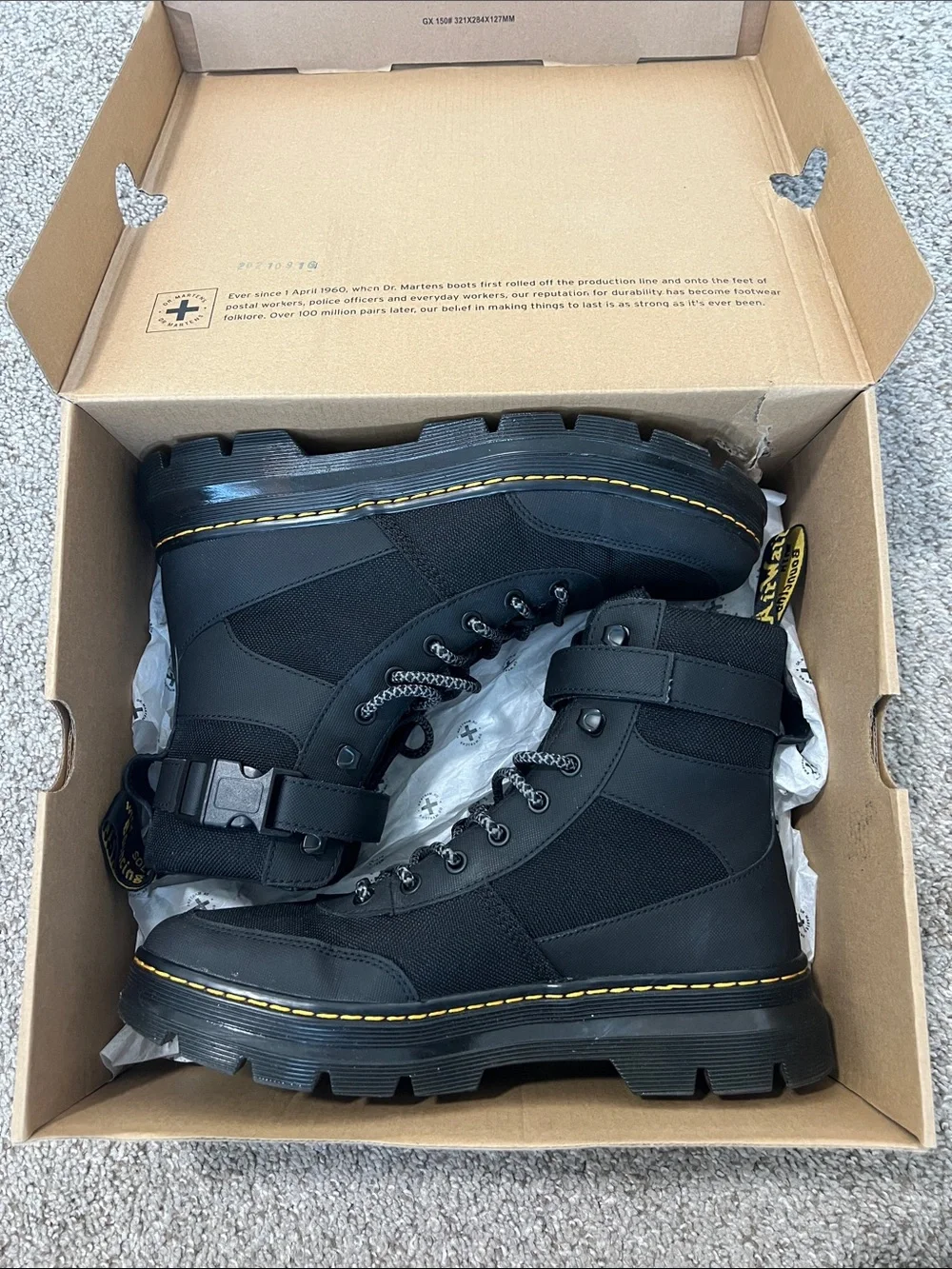Dr. Martens Combs Tech Black
